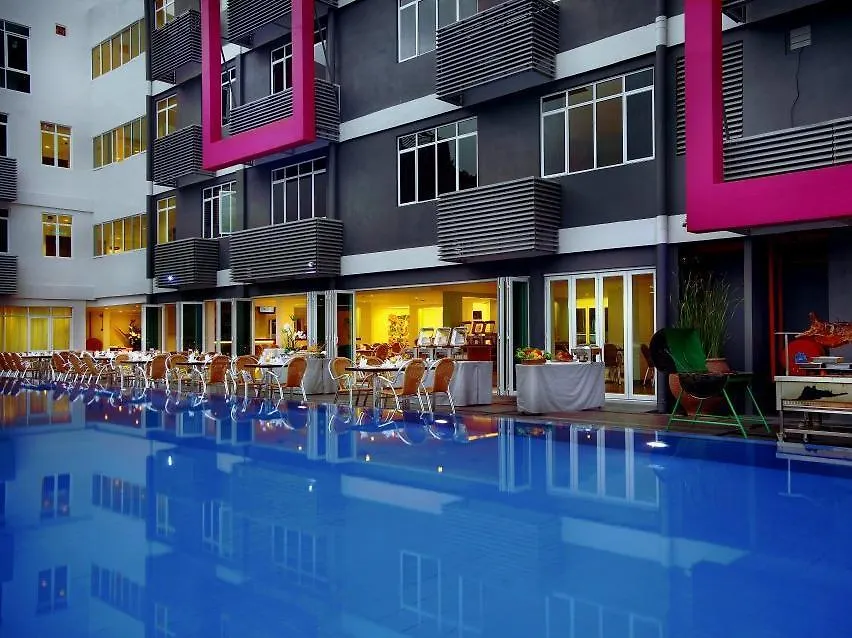 Favehotel Cenang Beach Langkawi